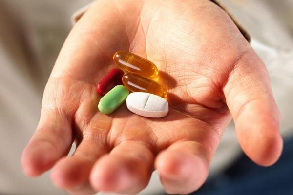 Medicamentos que aumentan la eyaculación en hombres adultos